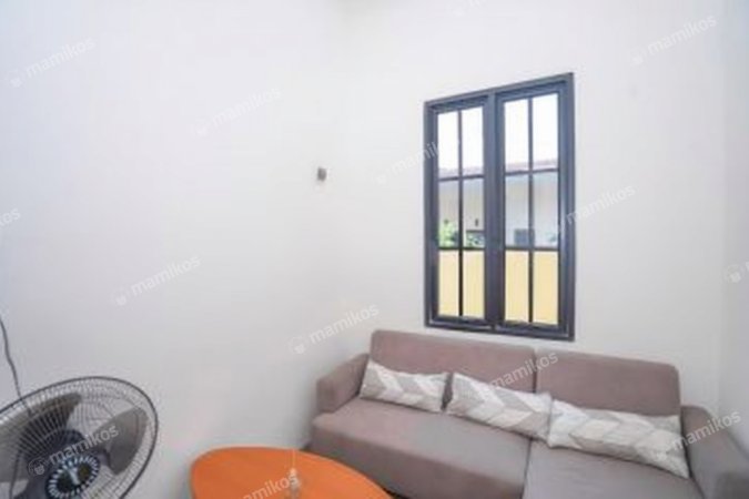 Rumah Sertifikat SHM 2 Kamar Tidur 1 Kamar Mandi Summarecon Bekasi Bekasi - Photo 2