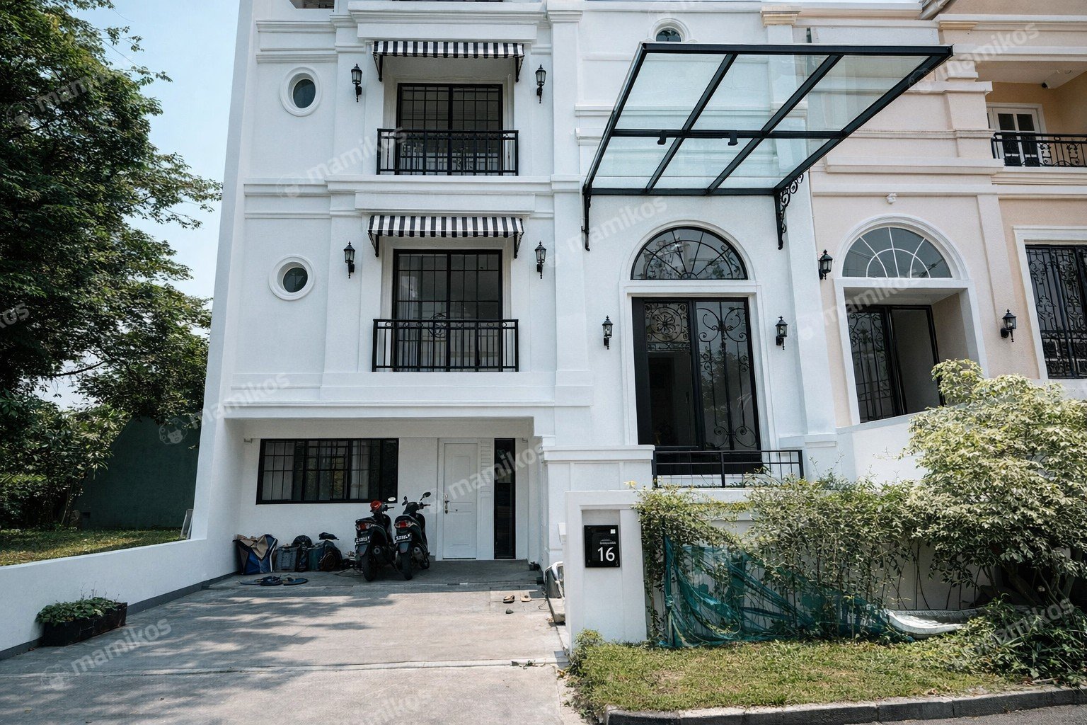 Rumah Sertifikat SHM 4 Kamar Tidur 4 Kamar Mandi Pantai Indah Kapuk Jakarta Utara
