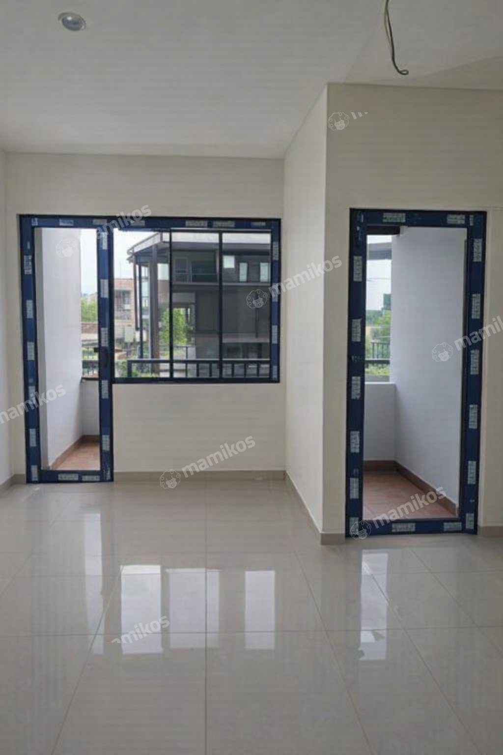 Rumah Sertifikat SHM 4 Kamar Tidur 3 Kamar Mandi Tanjung Duren Jakarta Barat - Photo 3