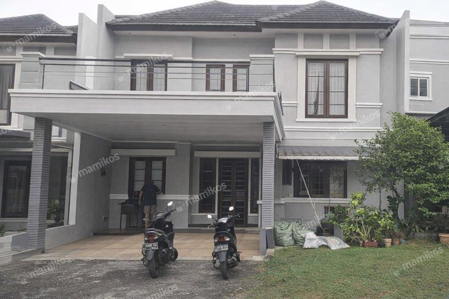Rumah Sertifikat SHM 4 Kamar Tidur 3 Kamar Mandi Kota Wisata Jakarta Timur