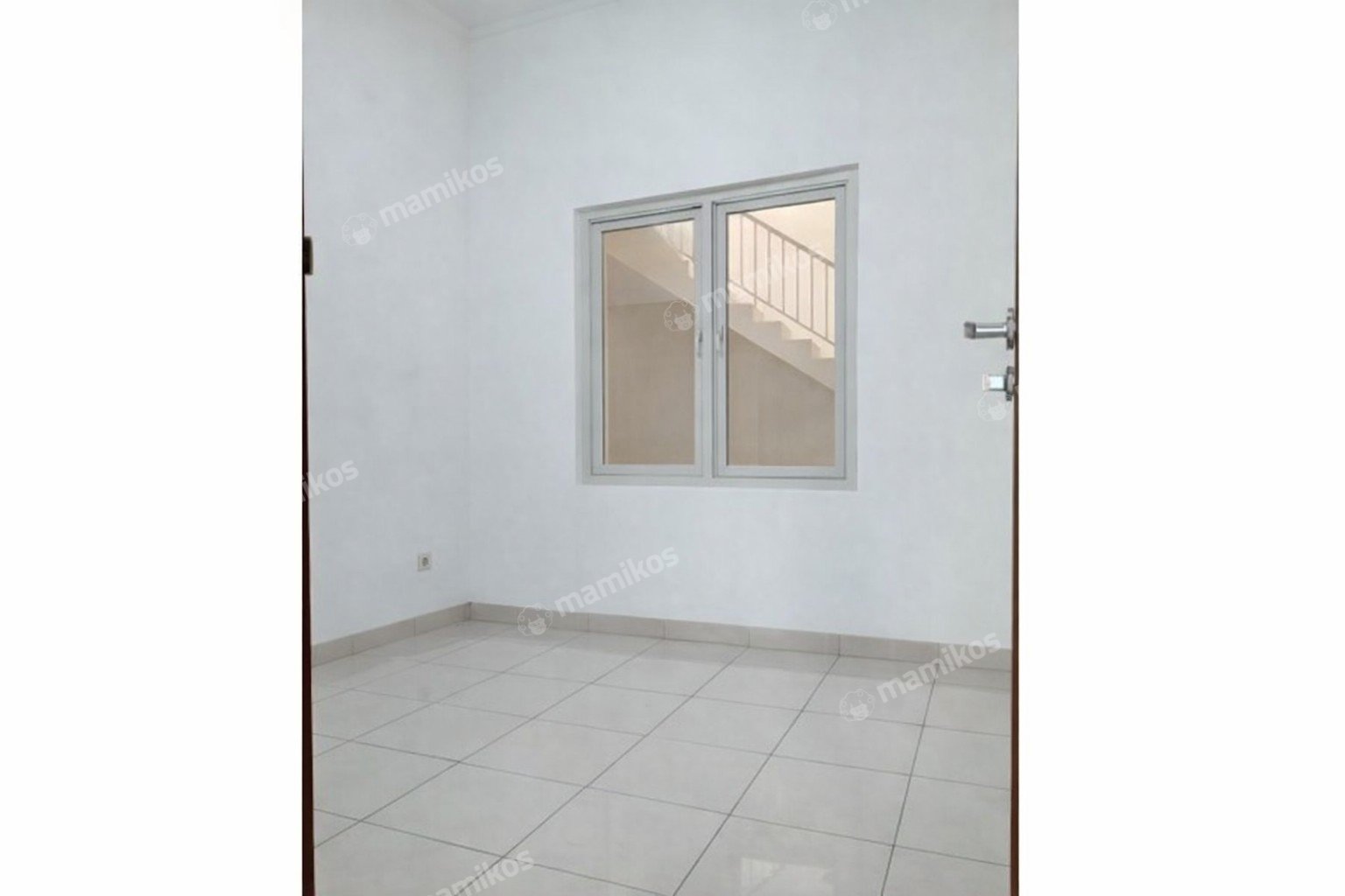 Rumah Sertifikat SHM 3 Kamar Tidur 2 Kamar Mandi Citra Grand Jakarta Timur - Photo 3