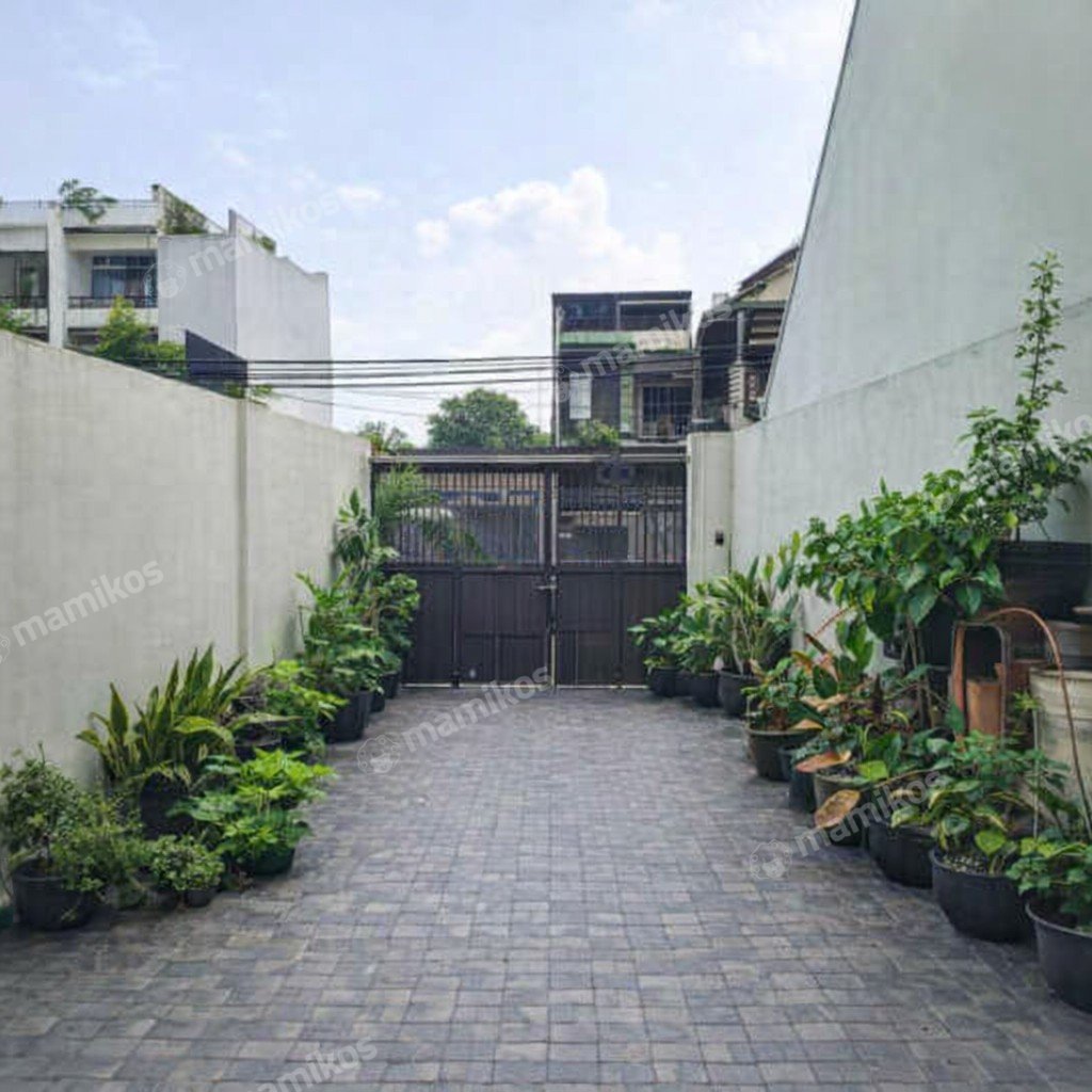 Rumah Sertifikat SHM 4 Kamar Tidur 4 Kamar Mandi Duri Kepa Jakarta Barat - Photo 4