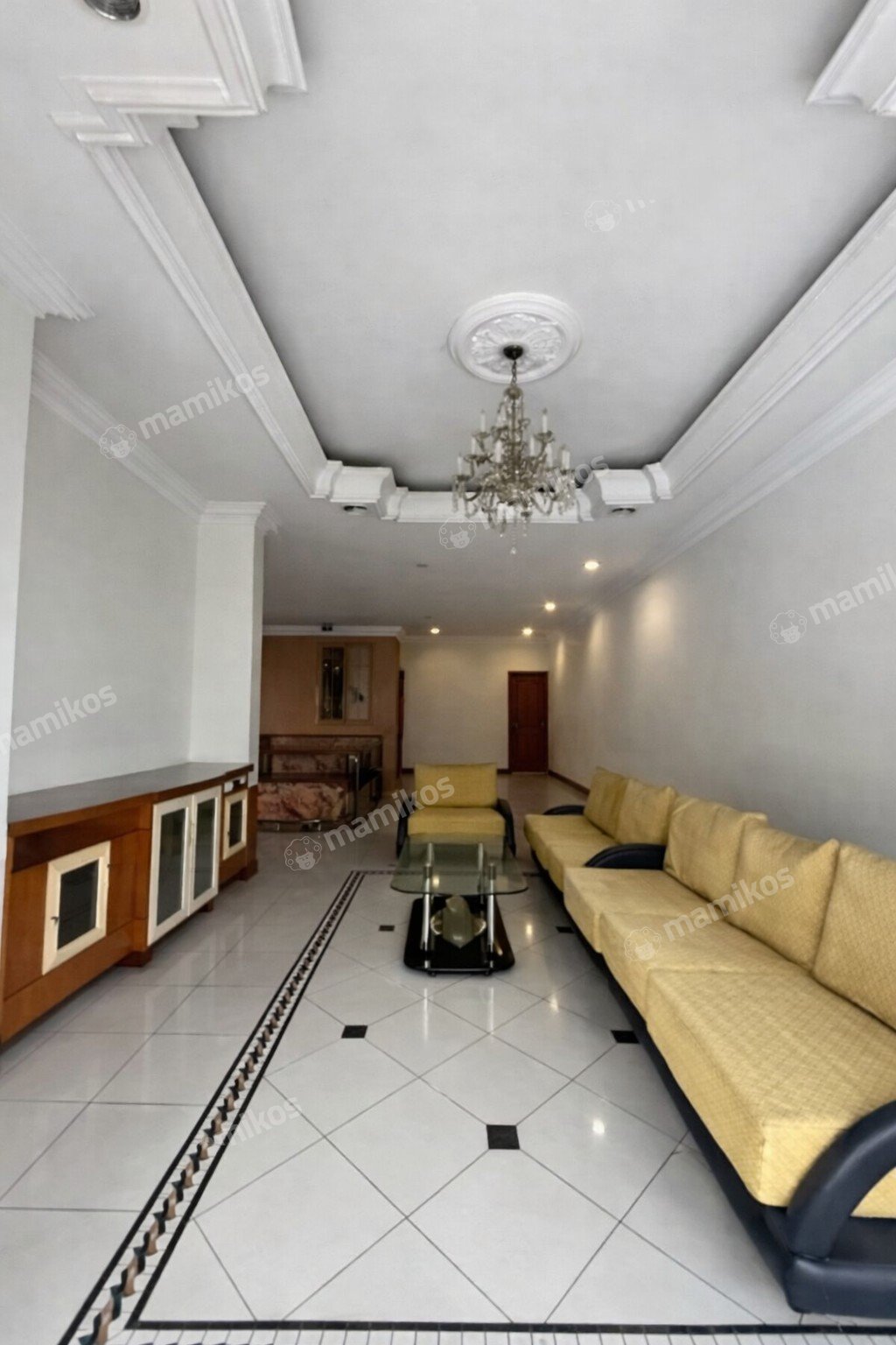 Rumah Sertifikat SHM 4 Kamar Tidur 4 Kamar Mandi Pantai Indah Kapuk Jakarta Utara - Photo 2