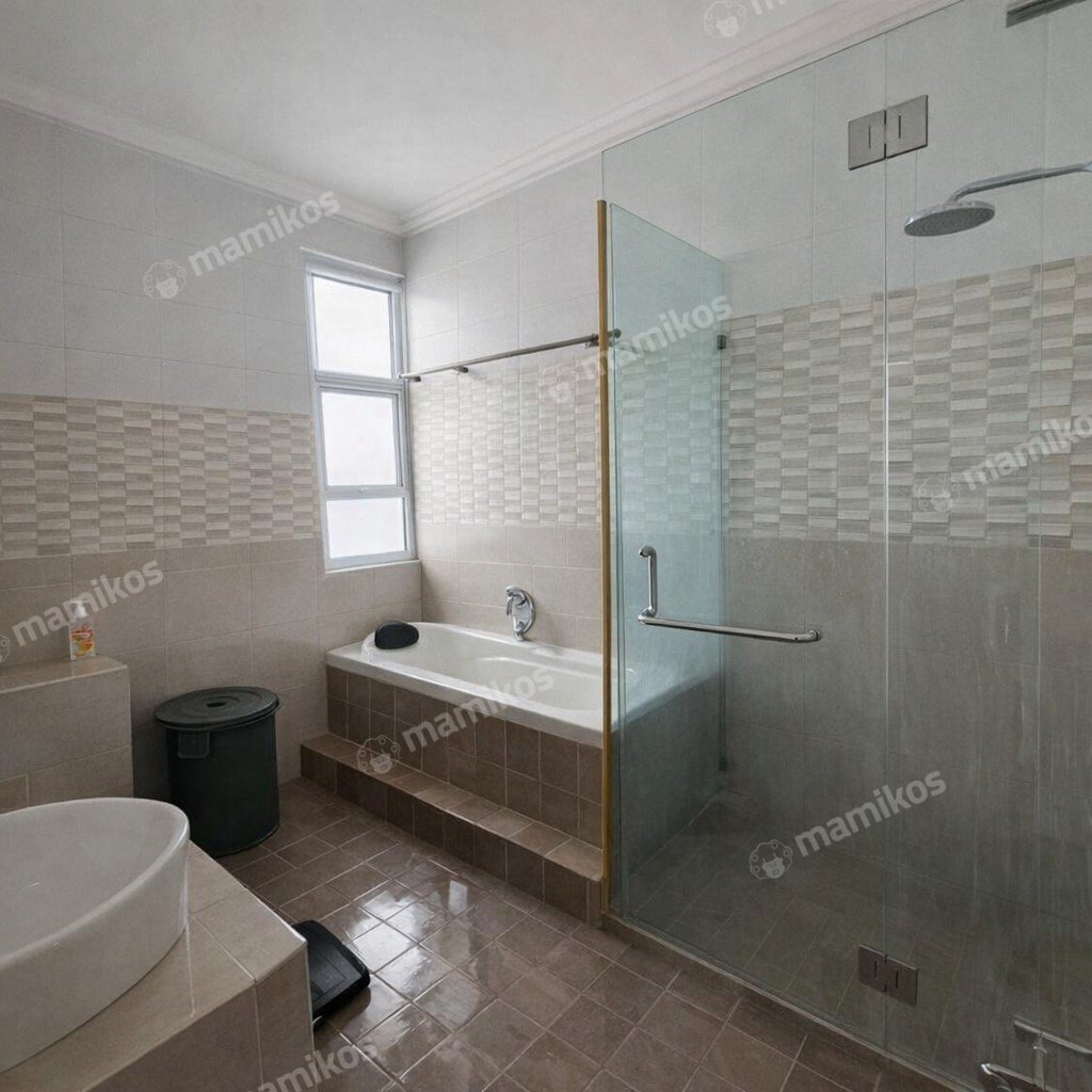 Rumah Sertifikat SHM 9 Kamar Tidur 5 Kamar Mandi Kelapa Gading Jakarta Utara - Photo 2