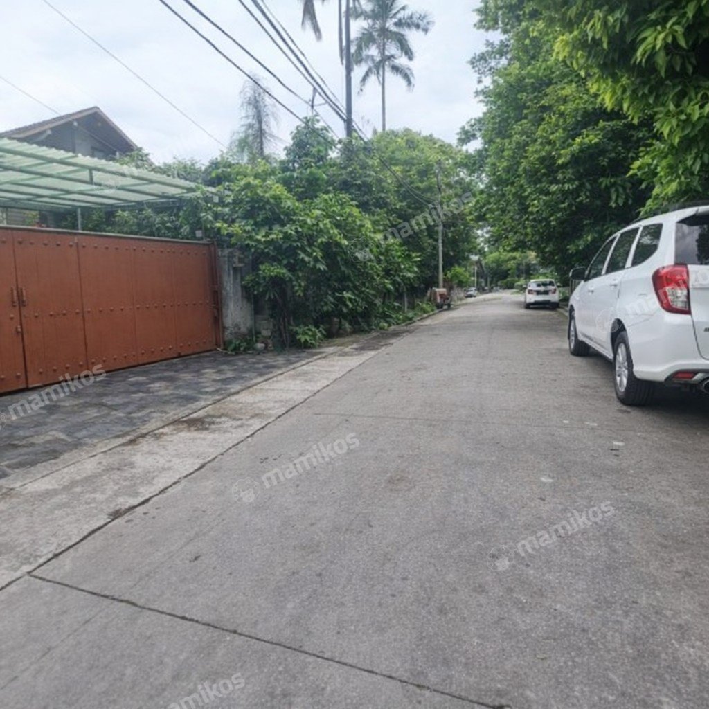 Rumah Sertifikat SHM 11 Kamar Tidur 7 Kamar Mandi Kebayoran Baru Jakarta Selatan - Photo 3
