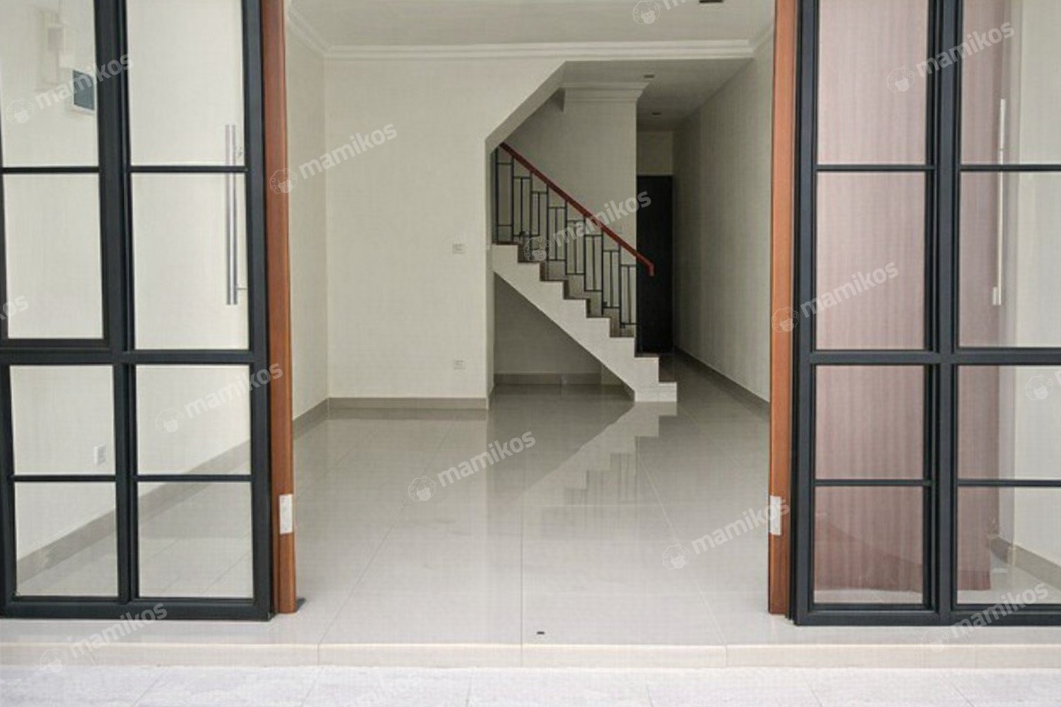 Rumah Baru Sertifikat SHM 3 Kamar Tidur Jalan Panjang Jakarta Barat