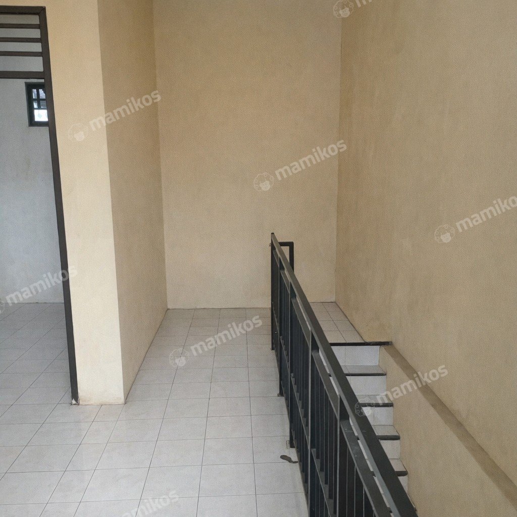 Rumah Sertifikat SHM 3 Kamar Tidur 3 Kamar Mandi Tambora Jakarta Barat - Photo 5