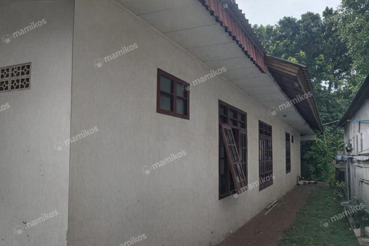 Rumah Sertifikat SHM 7 Kamar Tidur 5 Kamar Mandi Pesanggrahan Jakarta Selatan