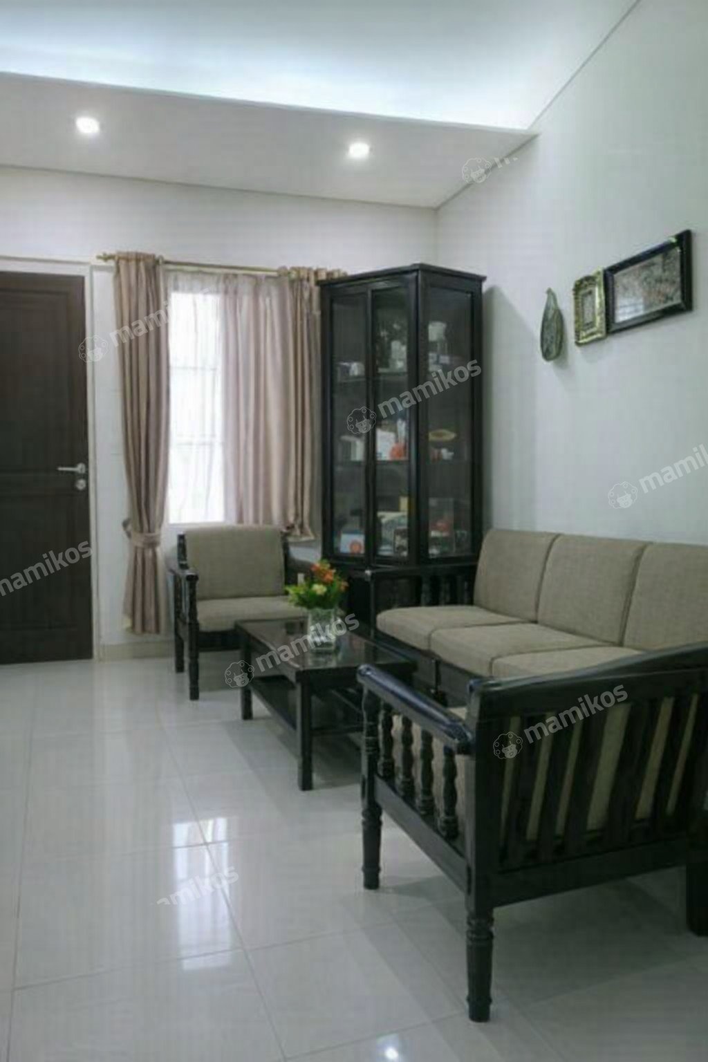 Rumah Sertifikat SHM 3 Kamar Tidur 2 Kamar Mandi Pondok Bambu Jakarta Timur - Photo 2