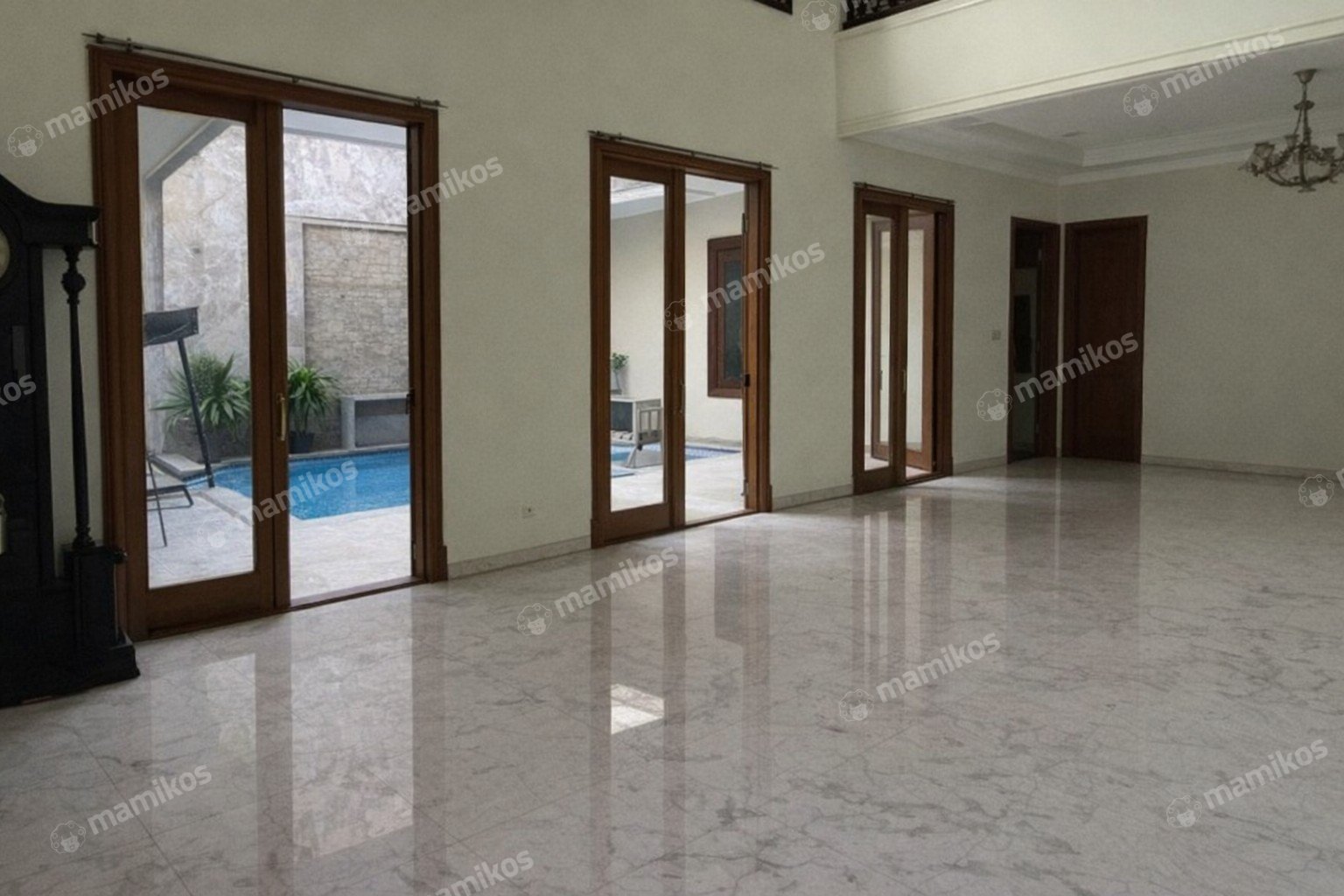 Rumah Sertifikat SHM 7 Kamar Tidur 6 Kamar Mandi Kebayoran Baru Jakarta Selatan