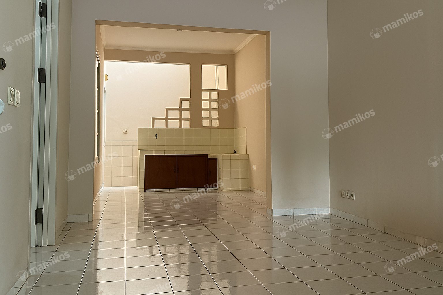 Rumah Sertifikat SHM 2 Kamar Tidur 1 Kamar Mandi Metland Menteng Jakarta Timur
