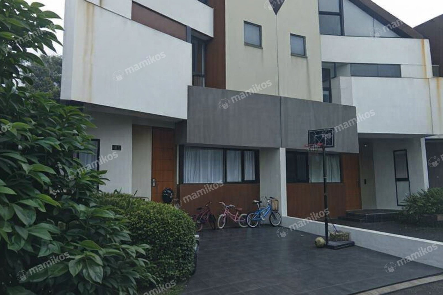 Rumah Sertifikat SHM 4 Kamar Tidur 3 Kamar Mandi Rempoa Ciputat Timur Jakarta Selatan