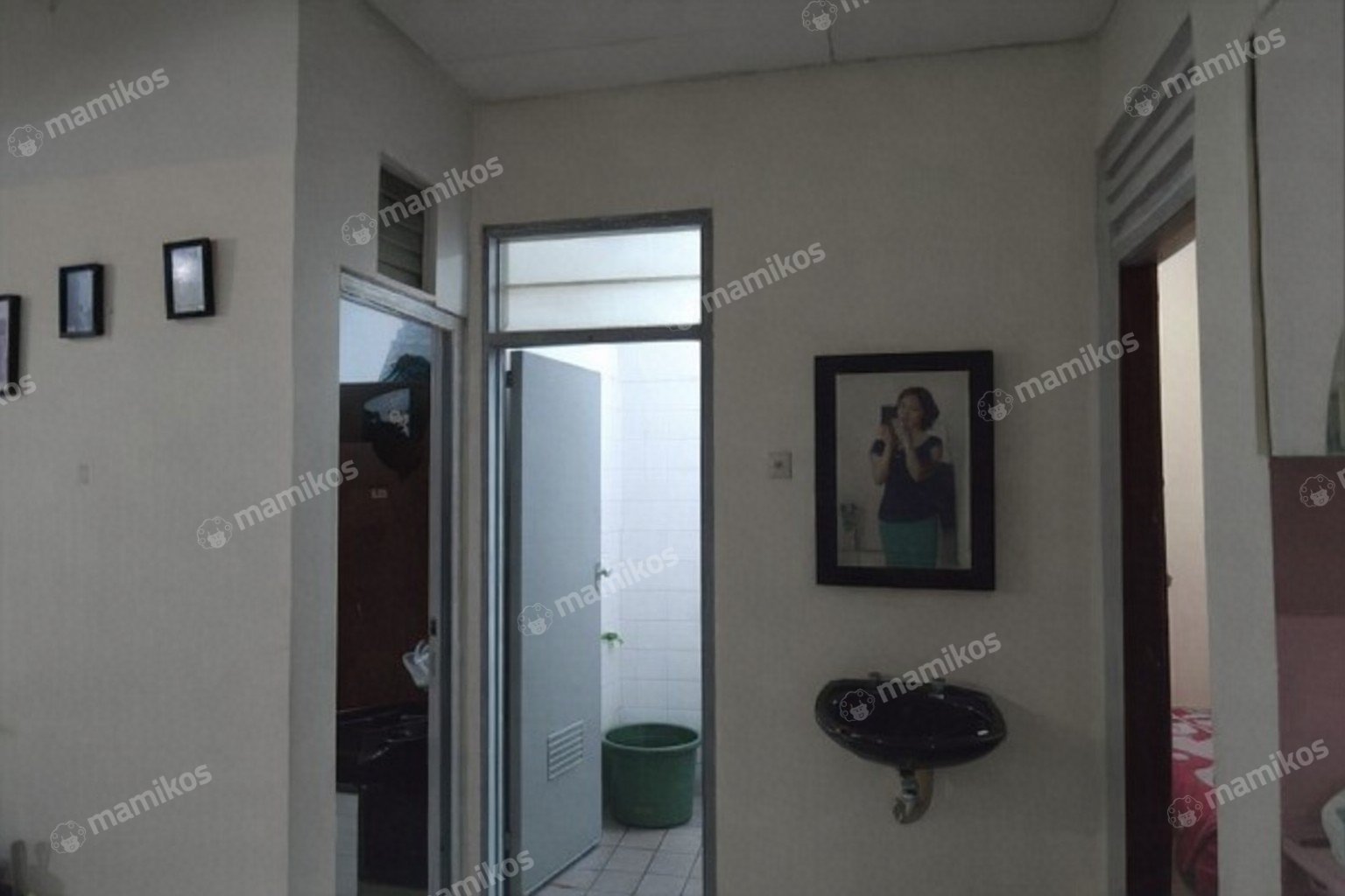Rumah Sertifikat SHM 4 Kamar Tidur 2 Kamar Mandi Kebon Jeruk Jakarta Barat