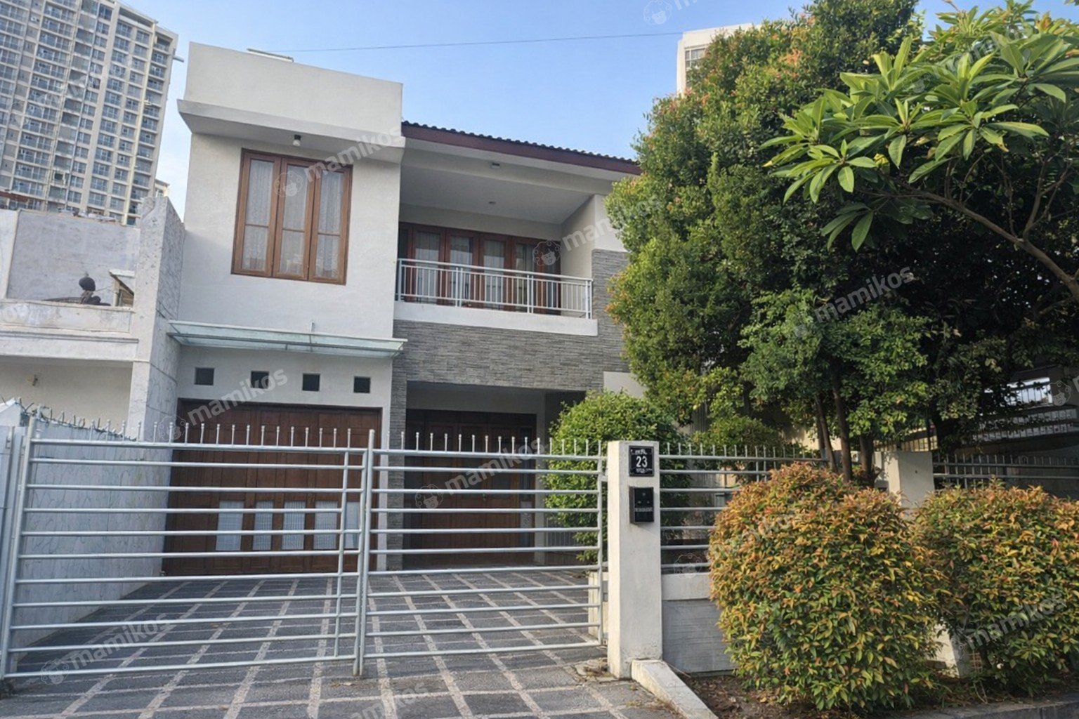 Rumah Sertifikat SHM 5 Kamar Tidur 4 Kamar Mandi Pondok Indah Jakarta Selatan