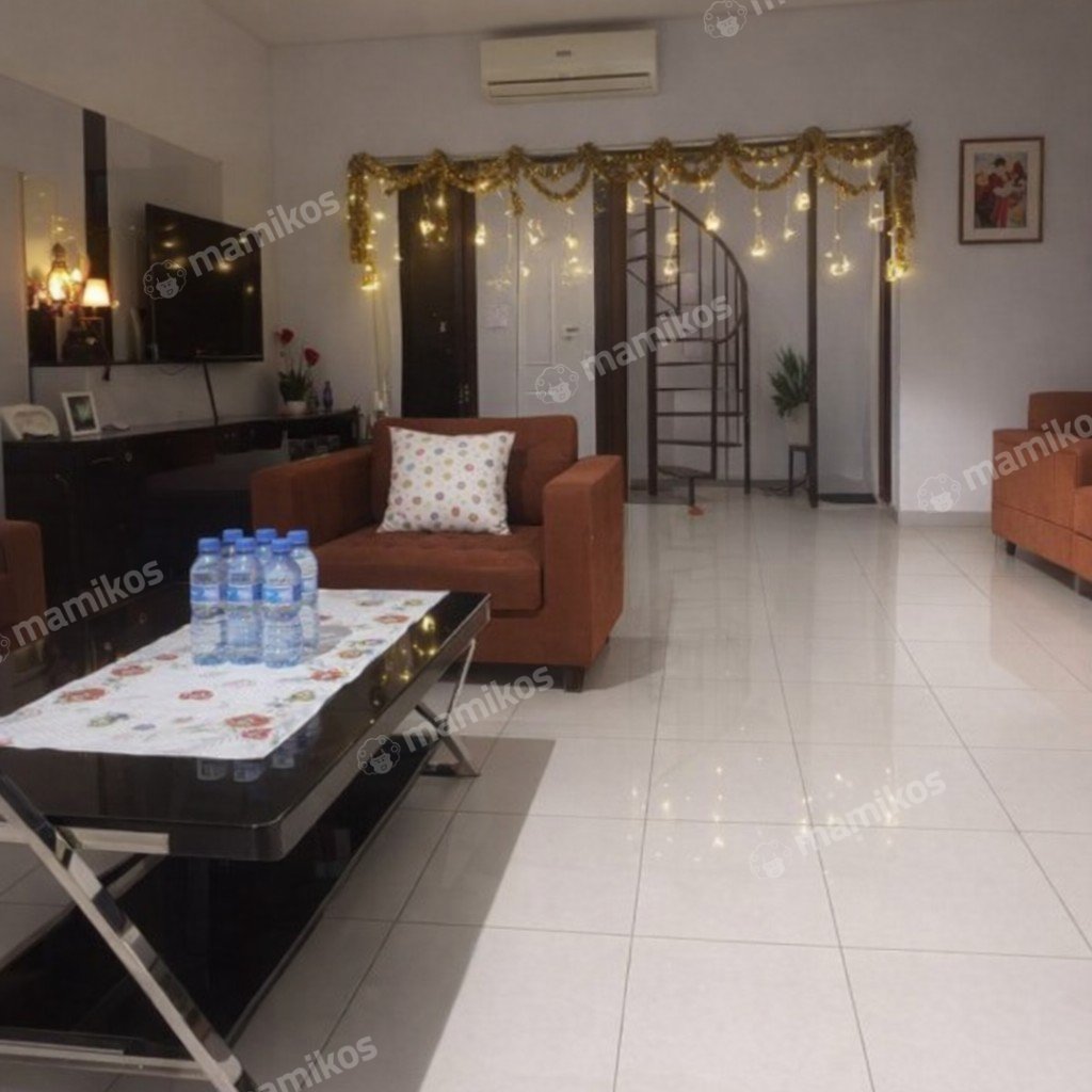 Rumah Sertifikat SHM 3 Kamar Tidur 3 Kamar Mandi Raffles Hills Jakarta Timur - Photo 3