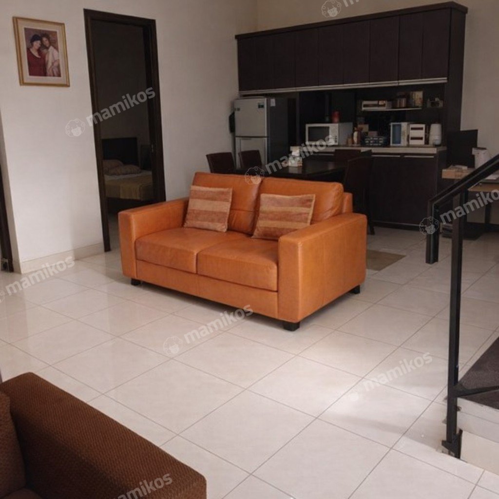 Rumah Sertifikat SHM 3 Kamar Tidur 3 Kamar Mandi Raffles Hills Jakarta Timur - Photo 4