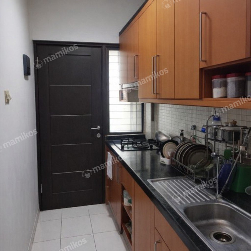 Rumah Sertifikat SHM 3 Kamar Tidur 3 Kamar Mandi Raffles Hills Jakarta Timur - Photo 5