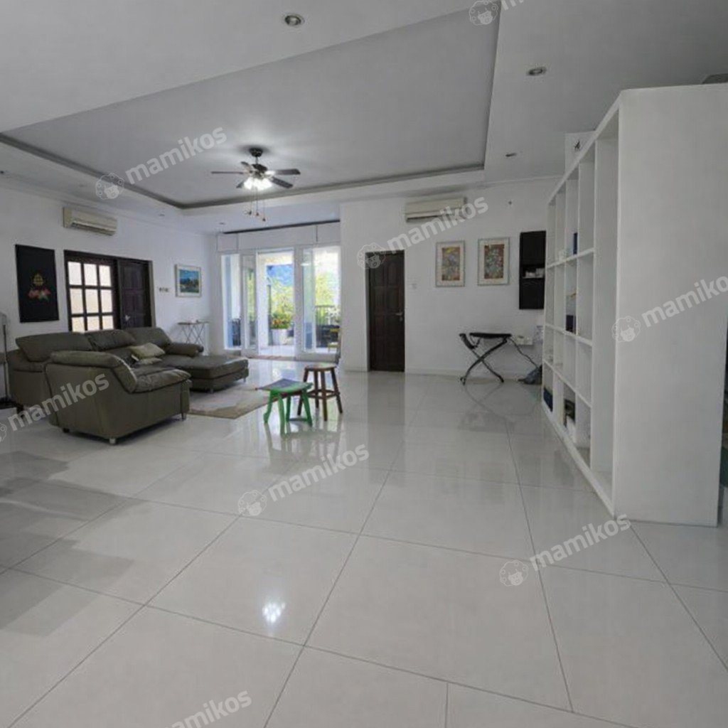 Rumah Sertifikat SHM 4 Kamar Tidur 4 Kamar Mandi Green Ville Jakarta Barat - Photo 5