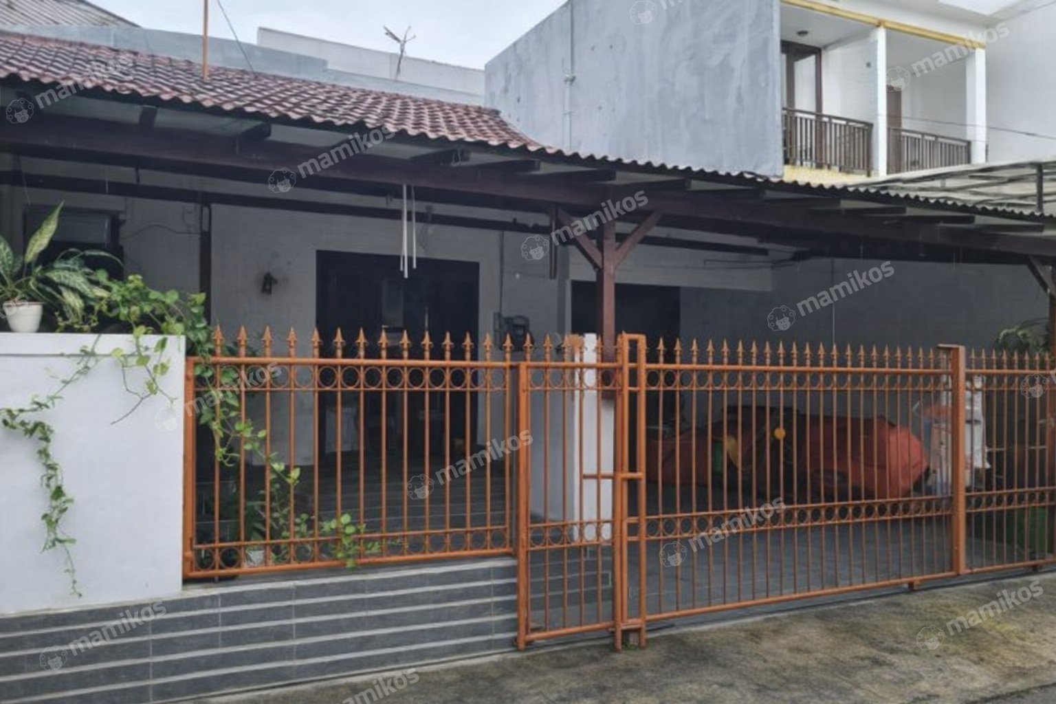 Rumah Sertifikat SHM 4 Kamar Tidur 2 Kamar Mandi Tebet Jakarta Selatan