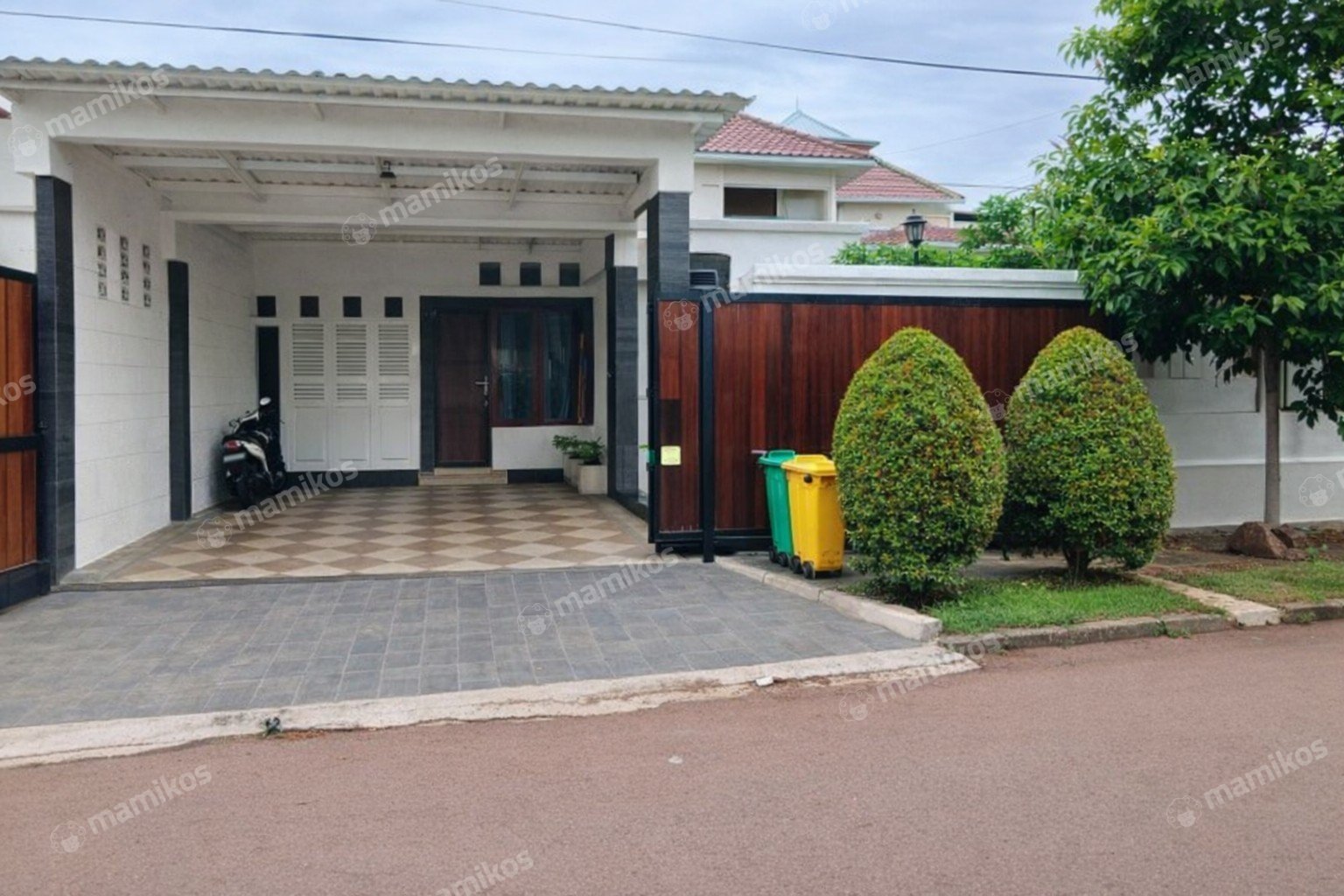 Rumah Sertifikat SHM 4 Kamar Tidur 3 Kamar Mandi Bintaro Jakarta Selatan