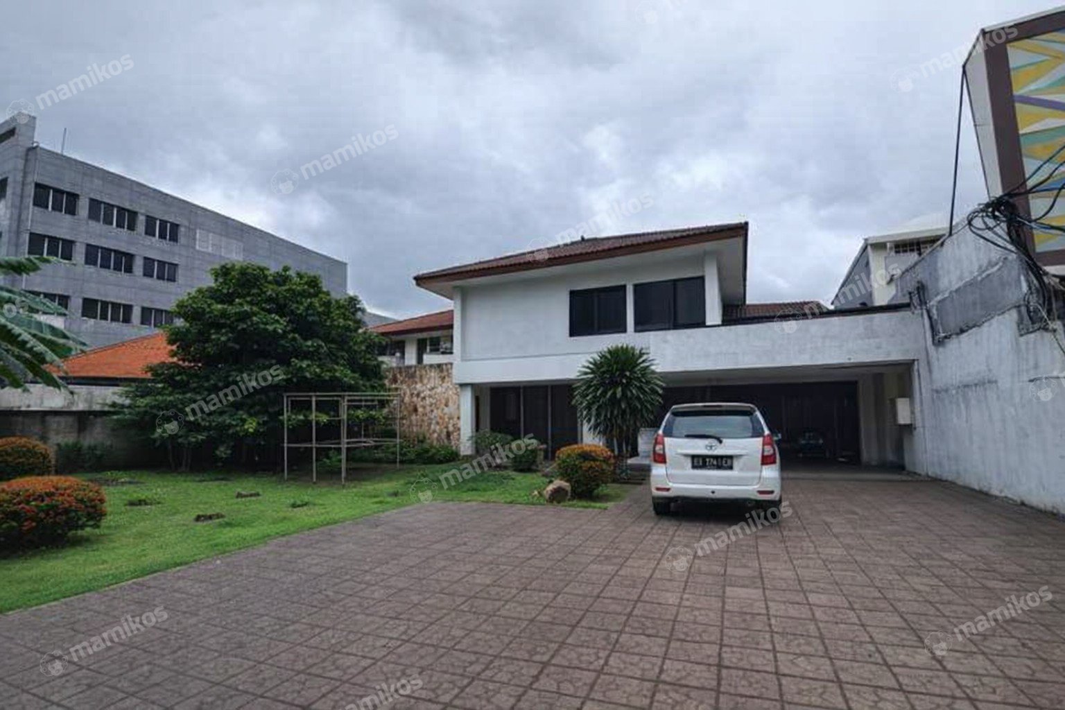 Rumah Sertifikat SHM 5 Kamar Tidur 1 Kamar Mandi Tomang Jakarta Barat