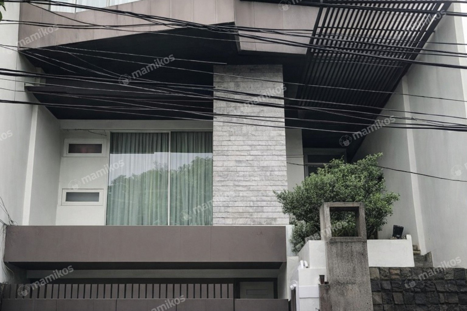 Rumah Sertifikat SHM 3 Kamar Tidur 3 Kamar Mandi Green Ville Jakarta Barat