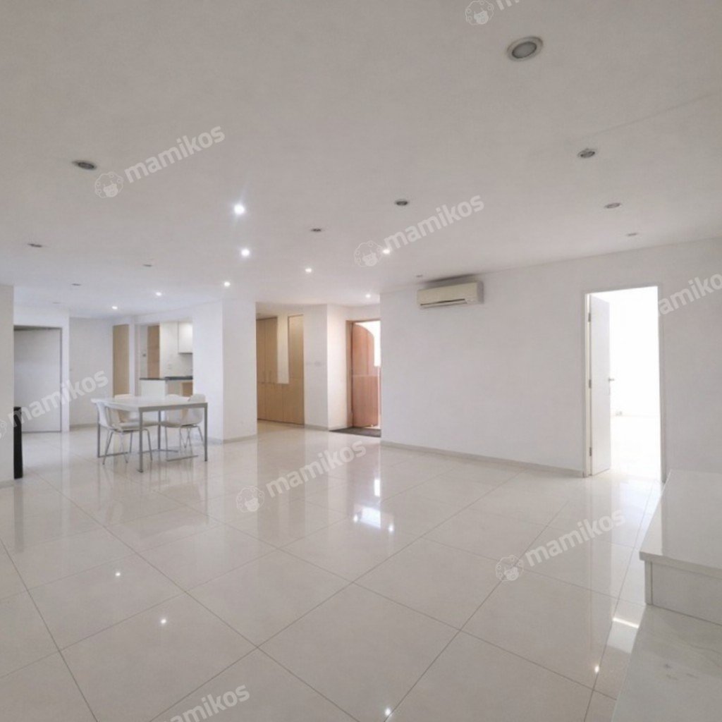Rumah Sertifikat SHM 6 Kamar Tidur 6 Kamar Mandi Kemang Jakarta Selatan - Photo 5