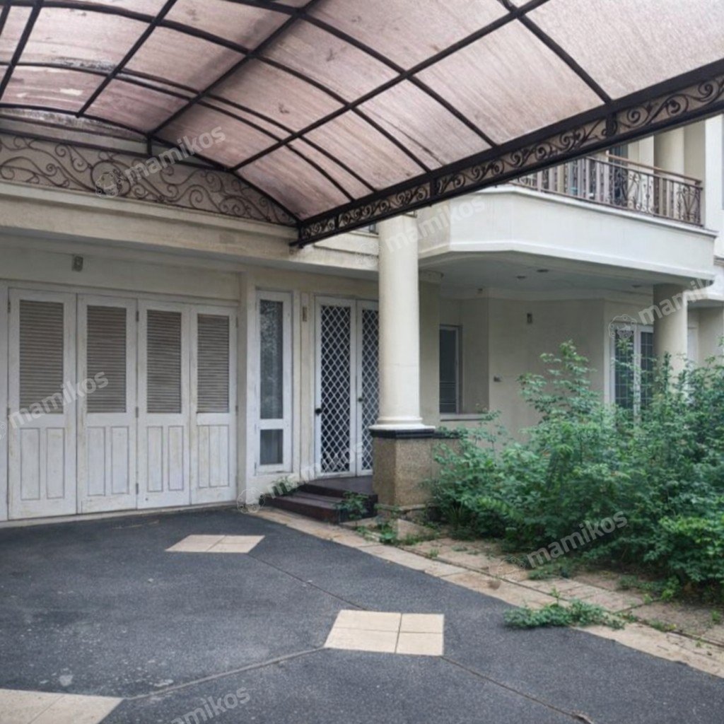 Rumah Sertifikat SHM 5 Kamar Tidur 4 Kamar Mandi Sunter Jakarta Utara - Photo 2