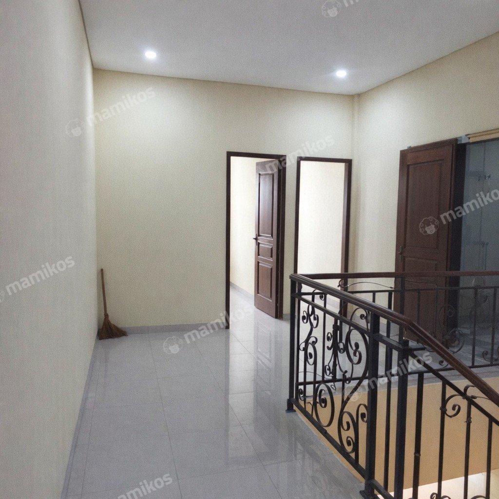 Rumah Baru Sertifikat SHM 3 Kamar Tidur Kemanggisan Jakarta Barat - Photo 3