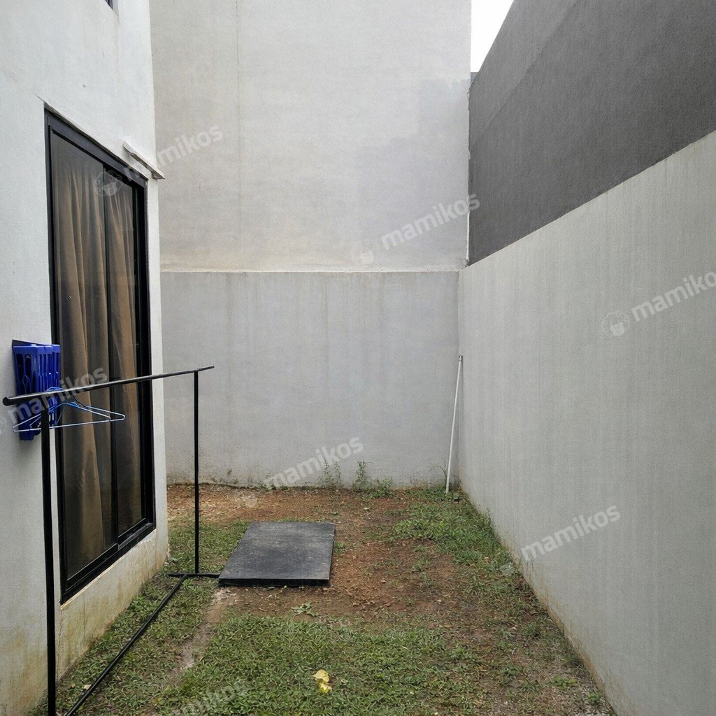 Rumah 4 Kamar Tidur 2 Lantai Semanan Jakarta Barat - Photo 4