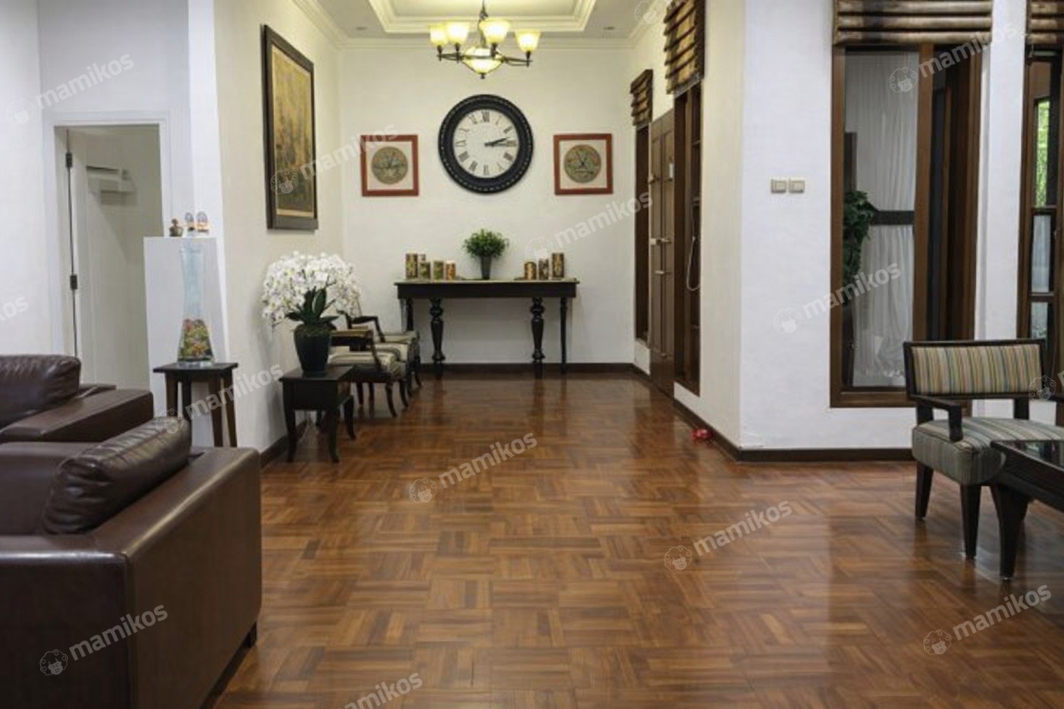 Rumah Sertifikat SHM 6 Kamar Tidur 9 Kamar Mandi Kembangan Jakarta Barat