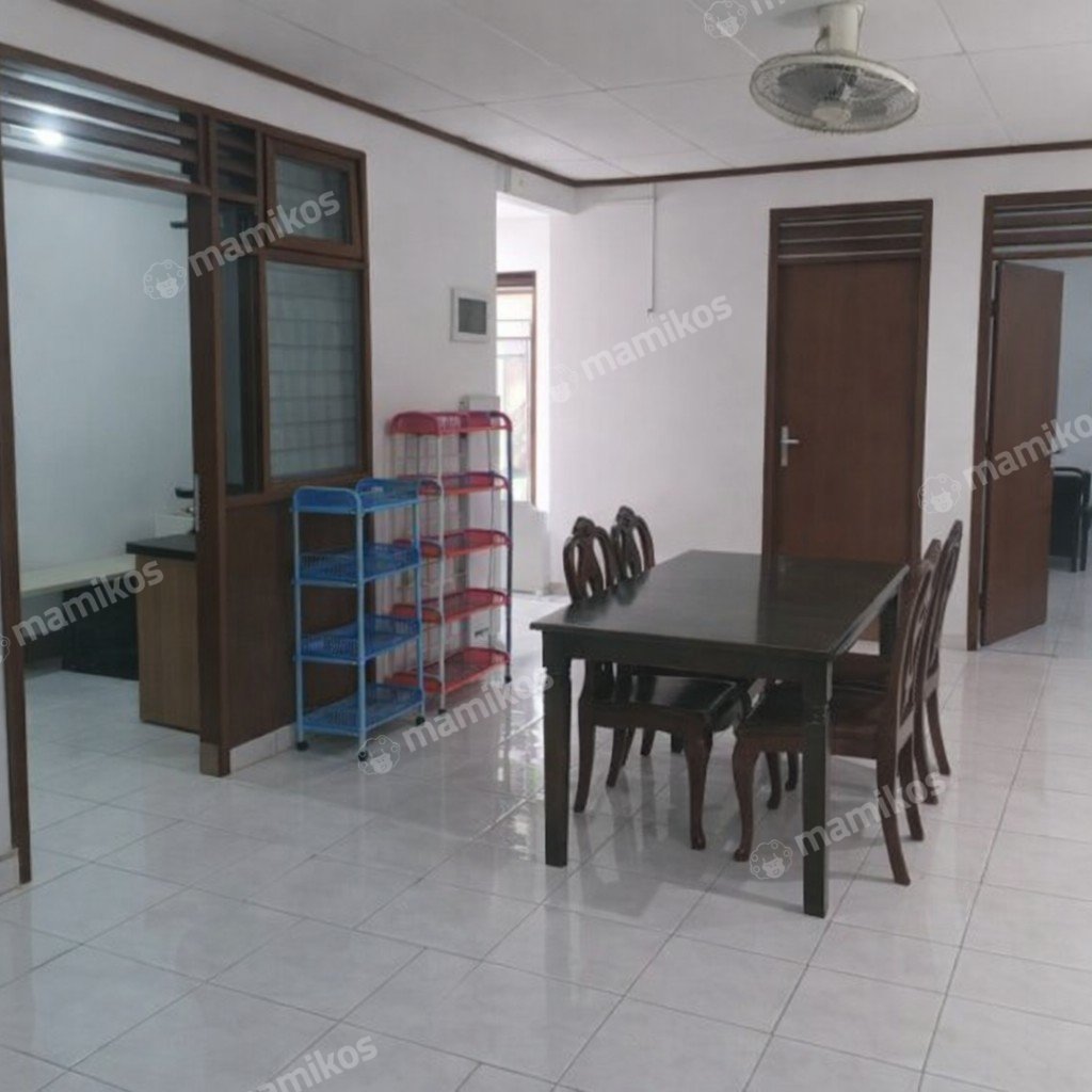 Rumah Sertifikat SHM 27 Kamar Tidur 10 Kamar Mandi Tomang Jakarta Barat - Photo 2