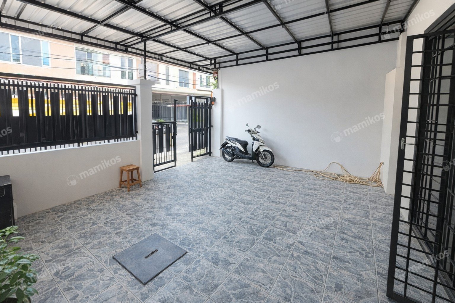 Rumah Sertifikat SHM 3 Kamar Tidur 2 Kamar Mandi Cakung Jakarta Timur - Photo 2