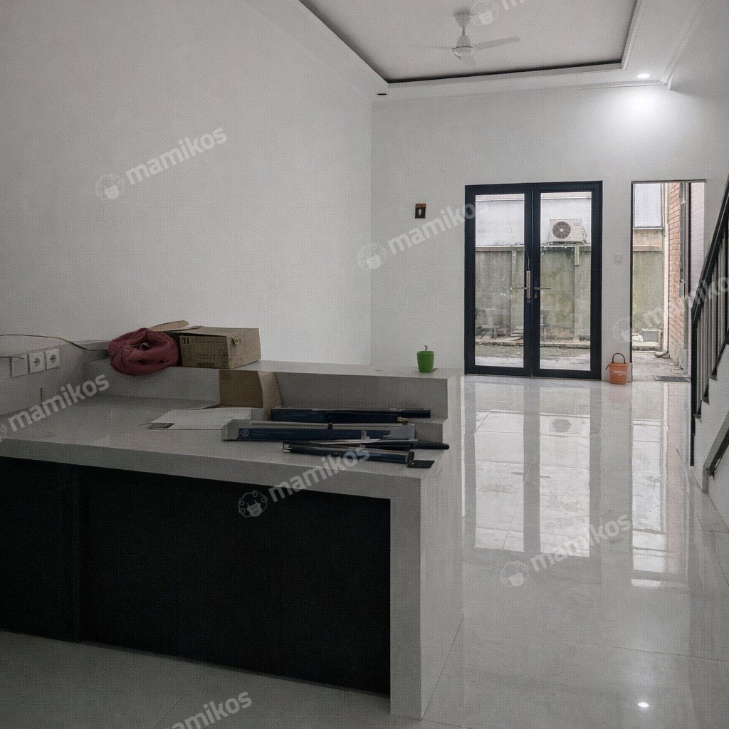 Rumah Sertifikat SHM 4 Kamar Tidur 4 Kamar Mandi Utan Kayu Jakarta Timur - Photo 5