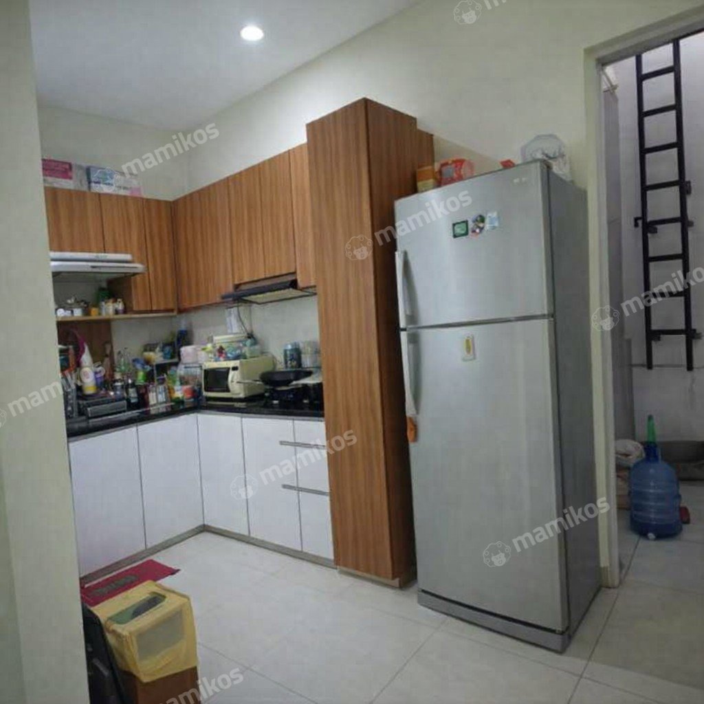 Rumah Sertifikat SHM 3 Kamar Tidur 3 Kamar Mandi Pantai Indah Kapuk Jakarta Utara - Photo 2