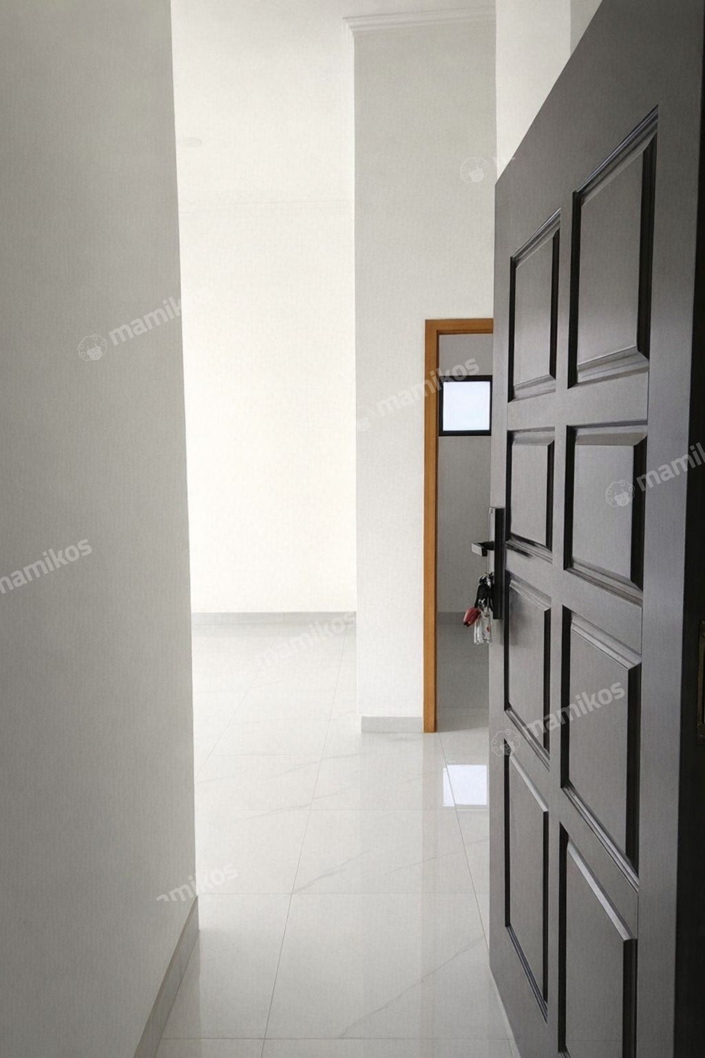 Rumah Sertifikat SHM 3 Kamar Tidur 3 Kamar Mandi Green Lake City Jakarta Barat - Photo 4