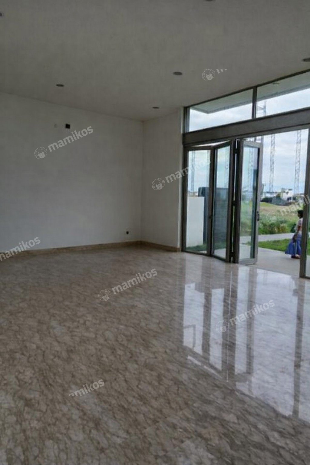 Rumah 4 Kamar Tidur 4 Kamar Mandi 3 Lantai Pantai Indah Kapuk Jakarta Utara - Photo 5