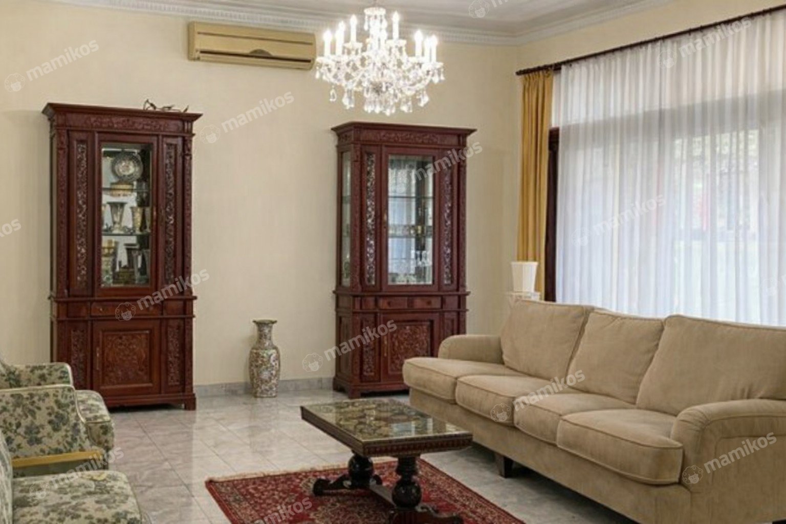 Rumah Sertifikat SHM 5 Kamar Tidur 4 Kamar Mandi Kebayoran Baru Jakarta Selatan