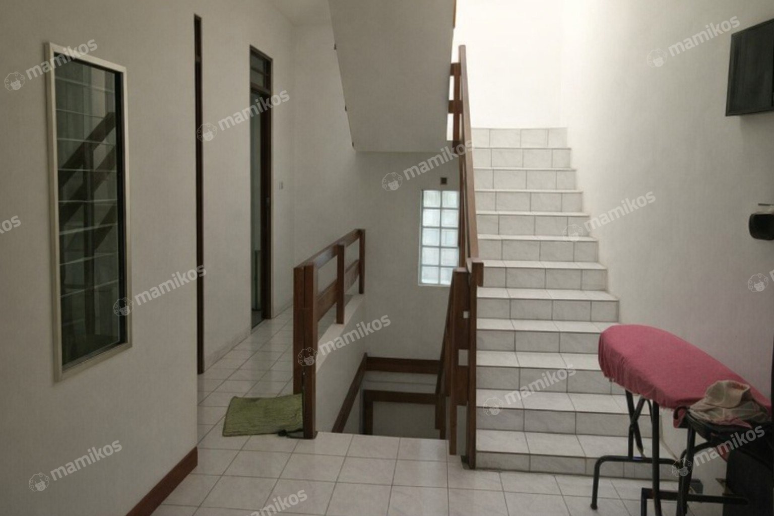 Rumah Sertifikat SHM 17 Kamar Tidur 5 Kamar Mandi Tanjung Duren Jakarta Barat