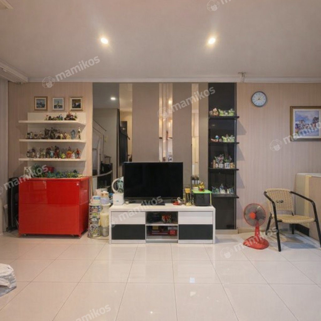 Rumah Sertifikat SHM 6 Kamar Tidur 5 Kamar Mandi Tomang Jakarta Barat - Photo 2