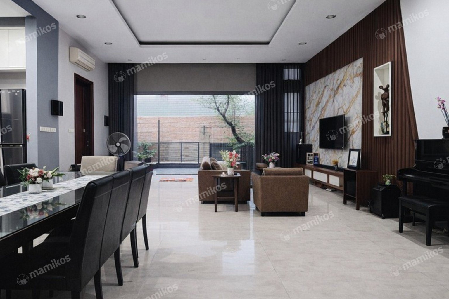 Rumah Sertifikat SHM 5 Kamar Tidur 5 Kamar Mandi Pantai Indah Kapuk Jakarta Utara