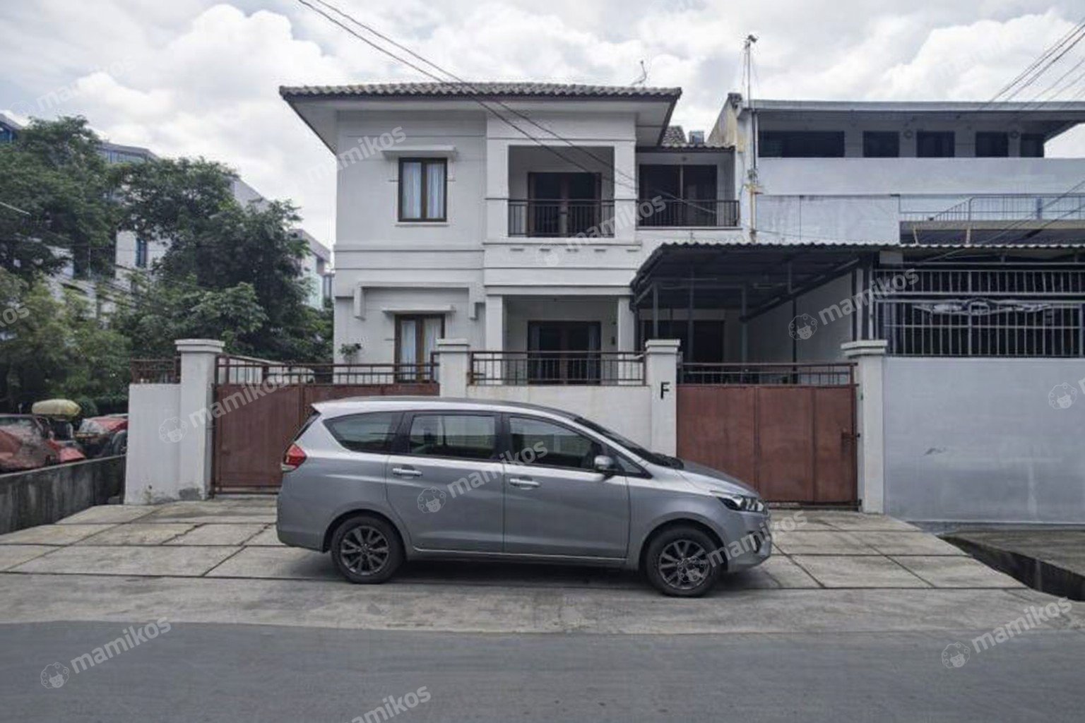 Rumah 7KT 6KM Kebon Jeruk Jakarta Barat