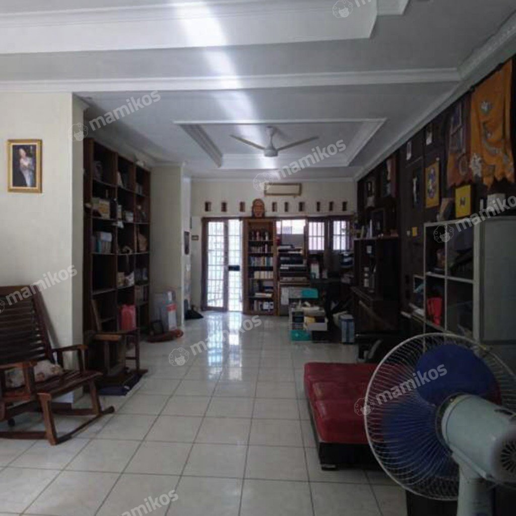 Rumah Sertifikat SHM 3 Kamar Tidur 2 Kamar Mandi Srengseng Jakarta Barat - Photo 5