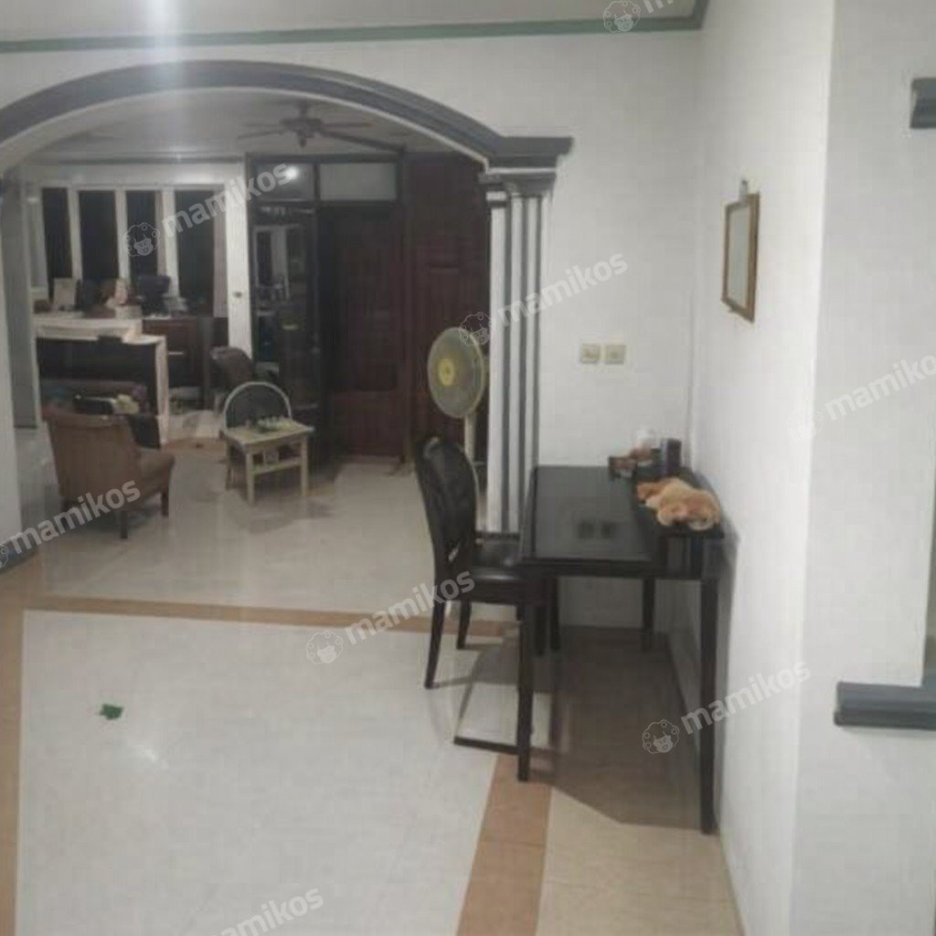 Rumah Sertifikat SHM 3 Kamar Tidur 3 Kamar Mandi Citra Grand Jakarta Timur - Photo 2