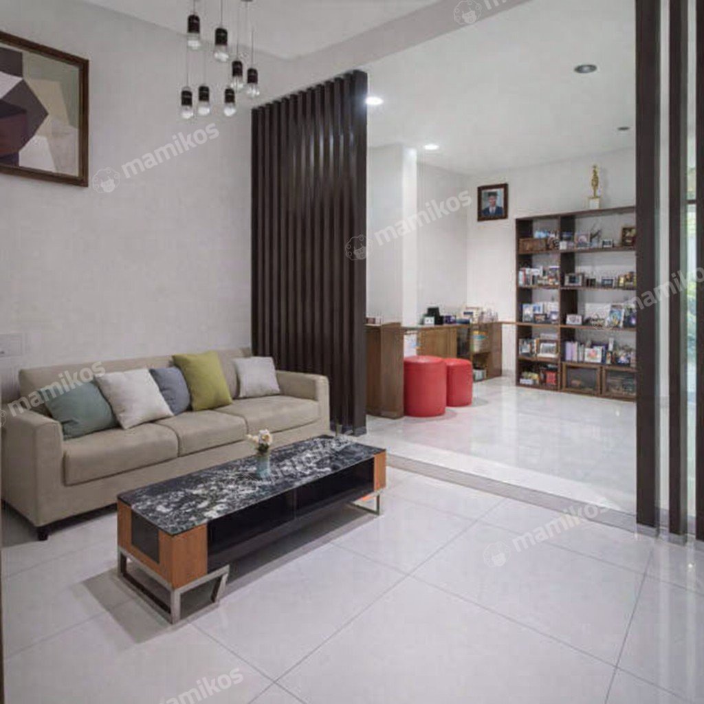 Rumah Sertifikat HGB 3 Kamar Tidur 4 Kamar Mandi Permata Buana Jakarta Barat - Photo 4