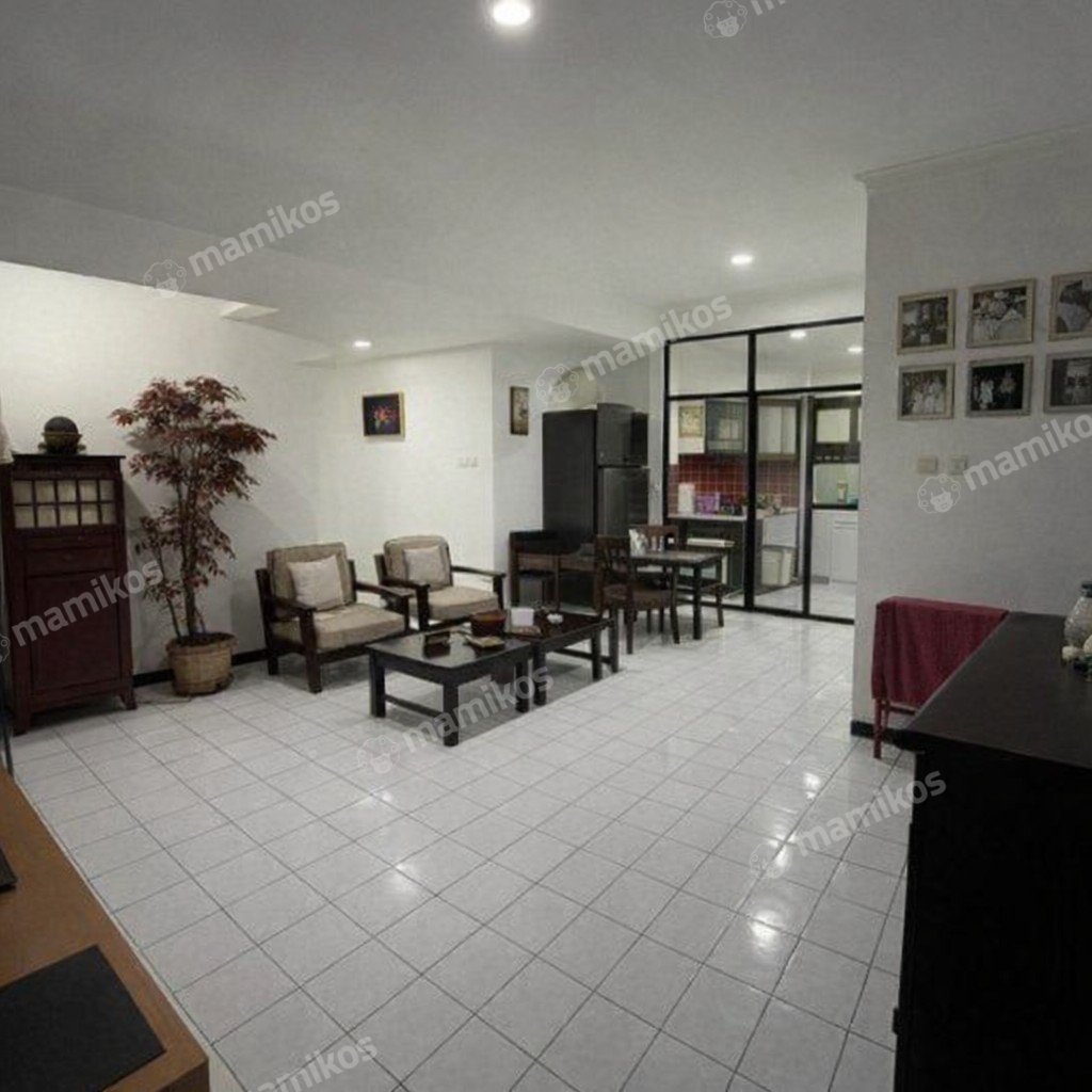 Rumah Sertifikat SHM 4 Kamar Tidur 2 Kamar Mandi Puri Indah Jakarta Barat - Photo 3
