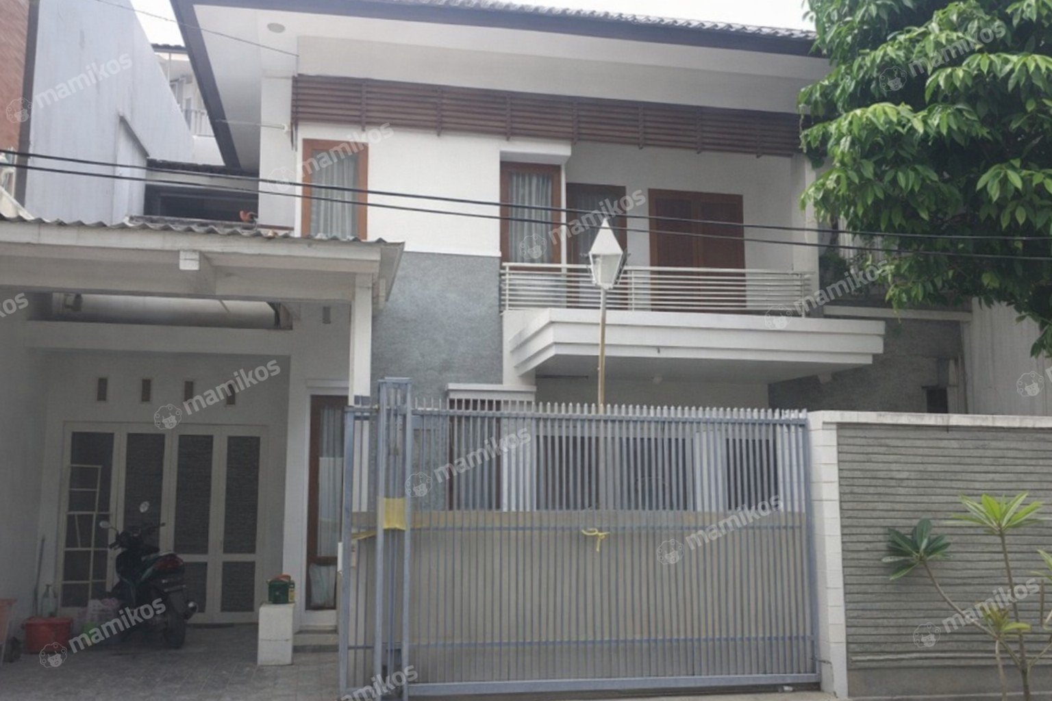 Rumah Sertifikat SHM 4 Kamar Tidur 4 Kamar Mandi Kebayoran Baru Jakarta Selatan