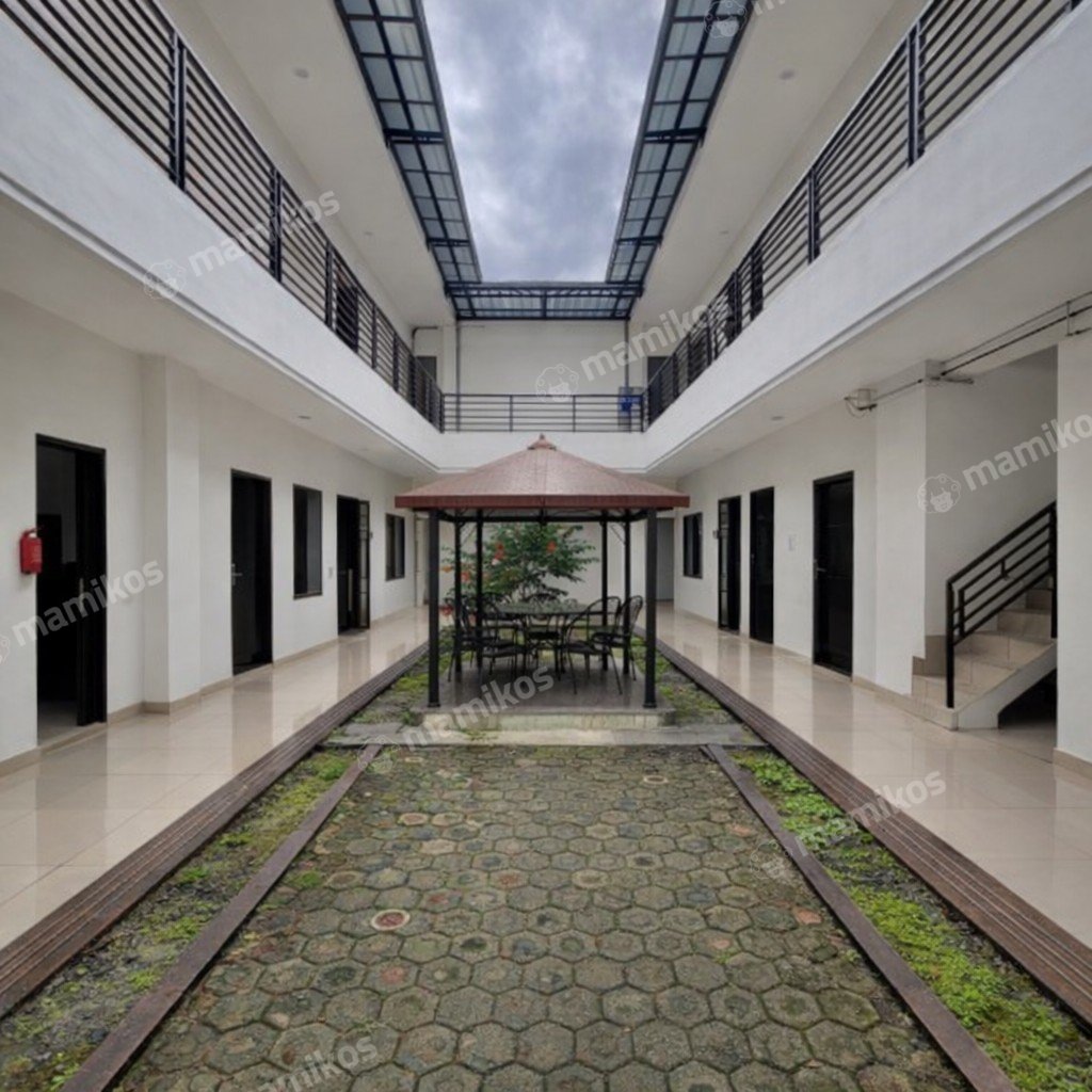 Rumah Sertifikat SHM 15 Kamar Tidur 6 Kamar Mandi Jati Padang Jakarta Selatan - Photo 2