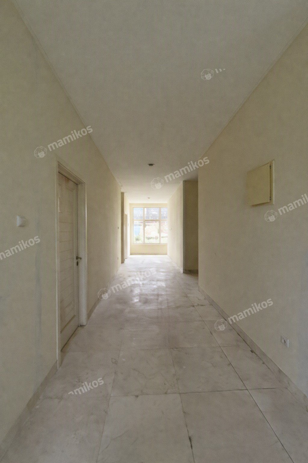 Rumah Sertifikat SHM 4 Kamar Tidur 3 Kamar Mandi Pantai Indah Kapuk Jakarta Utara - Photo 5