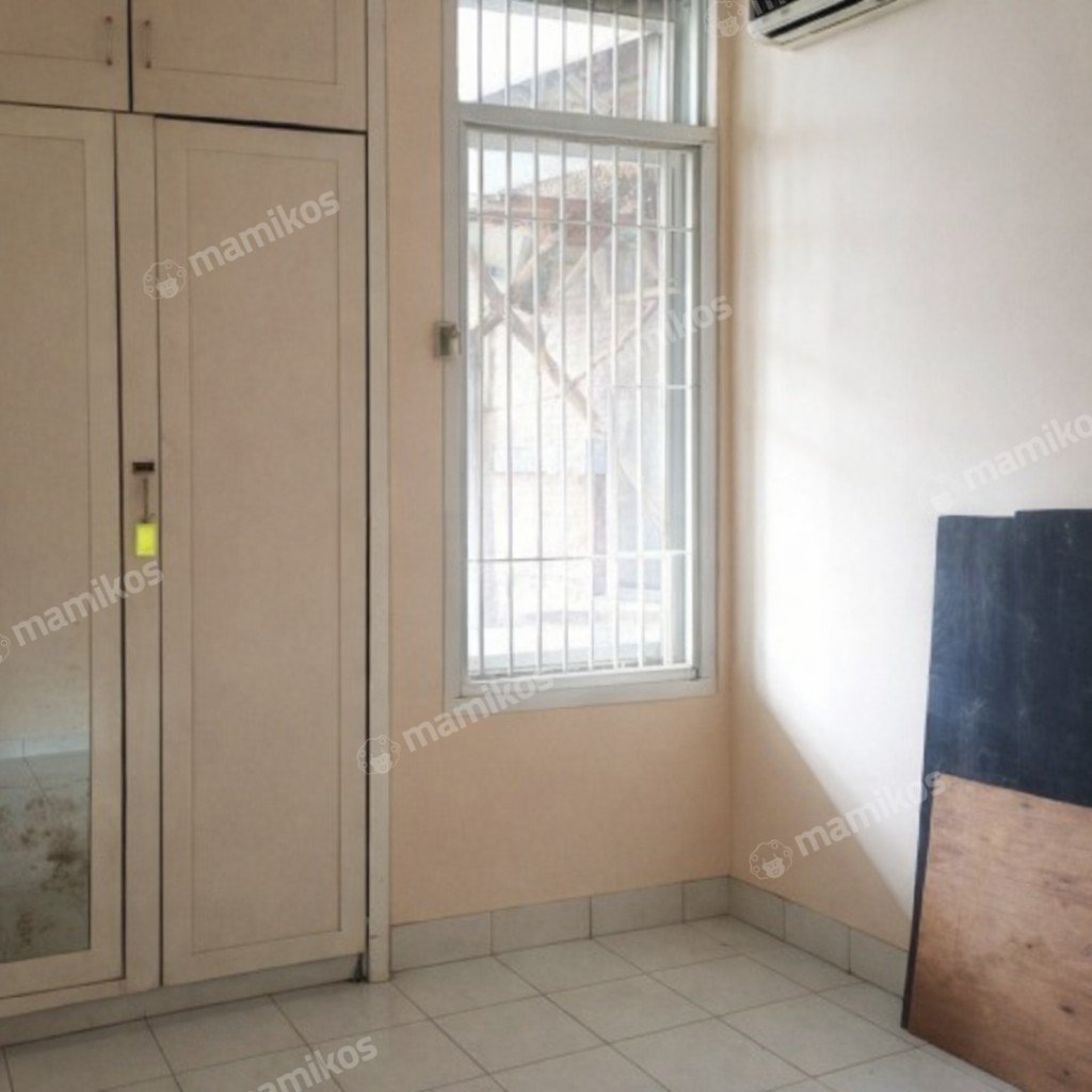 Rumah Sertifikat SHM 3 Kamar Tidur 3 Kamar Mandi Kelapa Gading Jakarta Utara - Photo 2